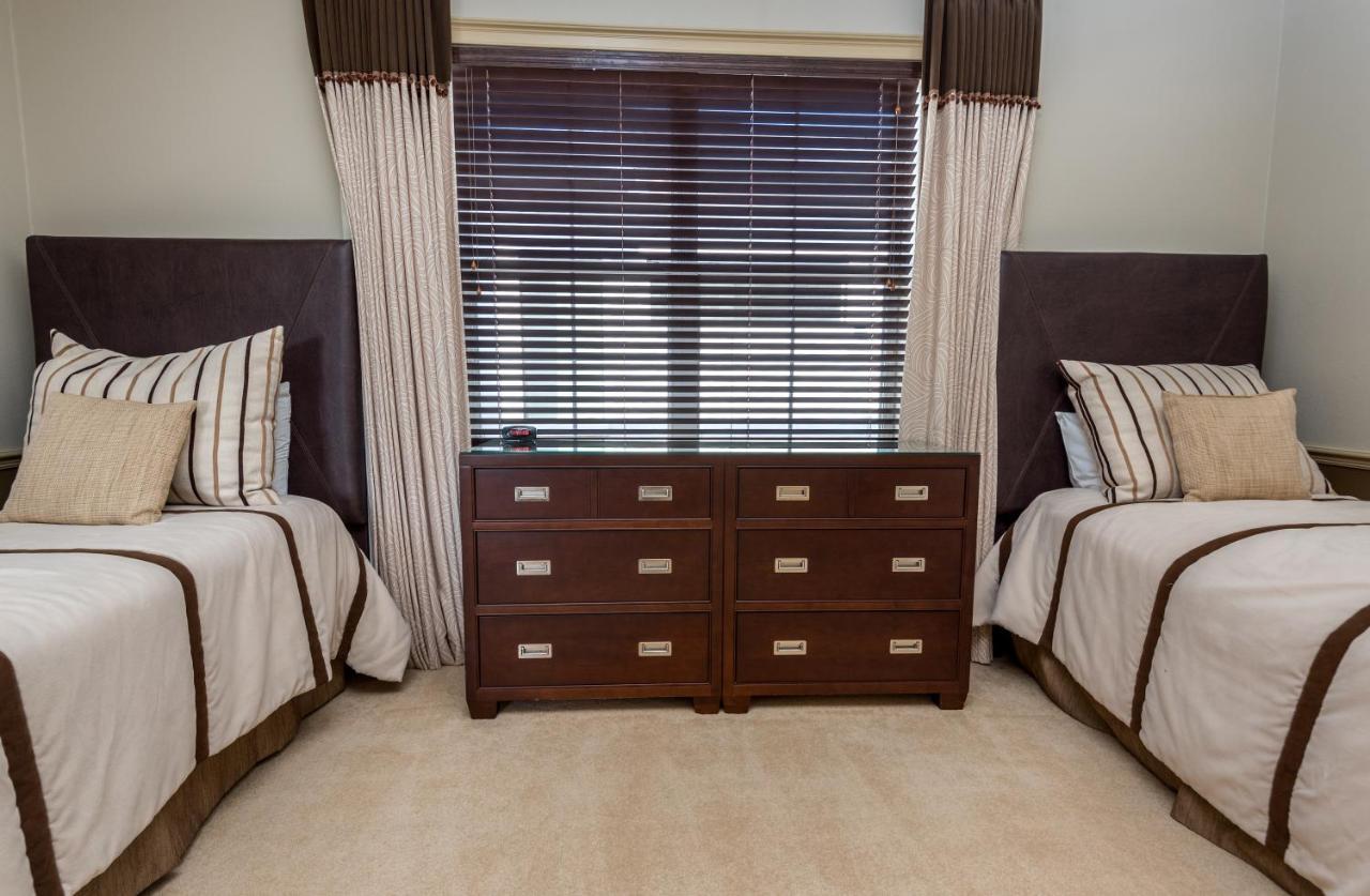 Lake Front Luxury Estate Reunion Resorts Near Disney World Kissimmee Exterior foto